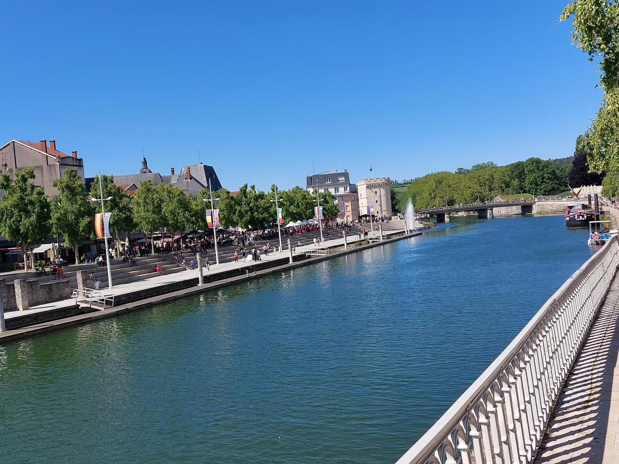 Les Loges De Vero Duplex , Appartement Neuf Classe 3 Etoiles - Garage Velo Et Moto - Parking Prive - 1 Chambre Et Un Canape Convertible - Gere Par Prestazen'Services Thierville-sur-Meuse Экстерьер фото