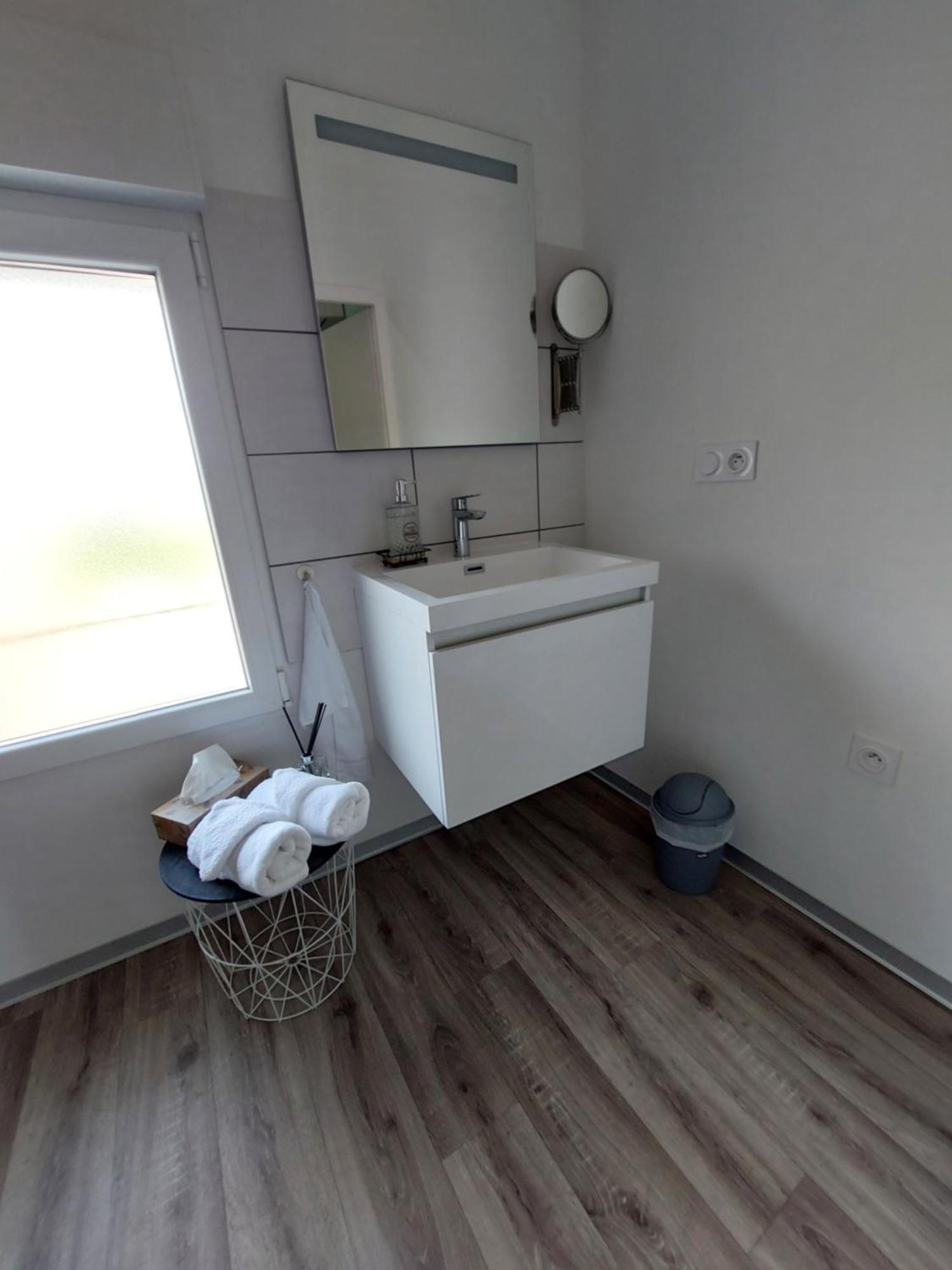 Les Loges De Vero Duplex , Appartement Neuf Classe 3 Etoiles - Garage Velo Et Moto - Parking Prive - 1 Chambre Et Un Canape Convertible - Gere Par Prestazen'Services Thierville-sur-Meuse Экстерьер фото